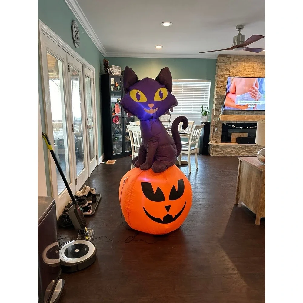Gemmy inflatable cat